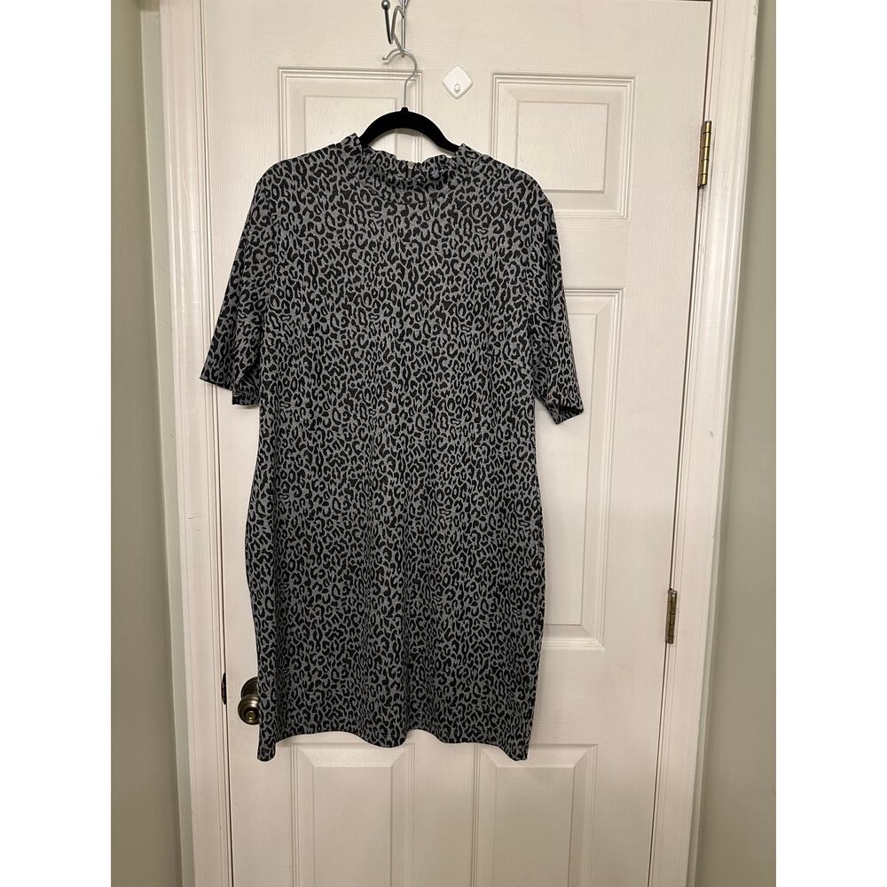 Animal/Leopard print dress/tunic